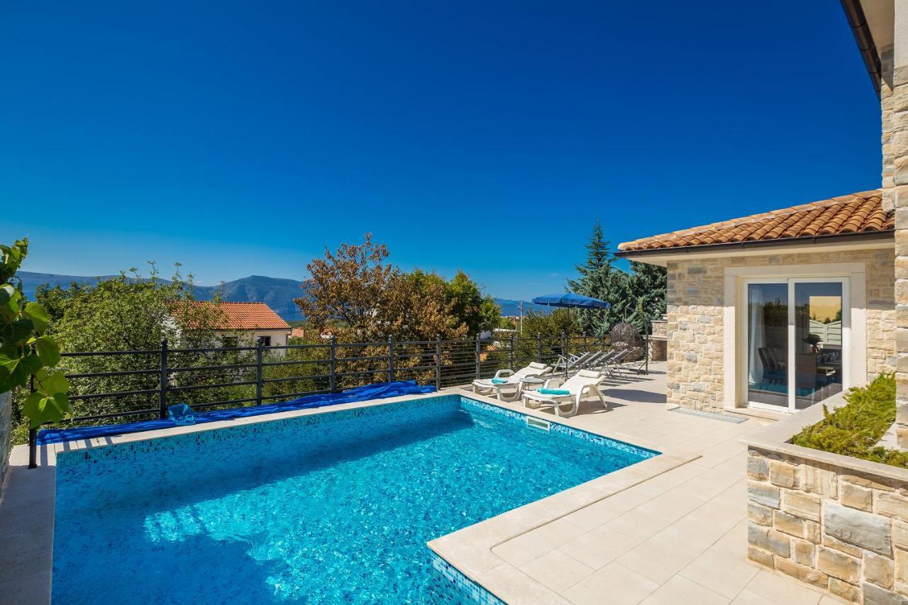 Villa Lurda Linardici Krk Екстериор снимка